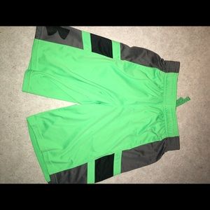 Youth Medium Under Armour green basketball shorts